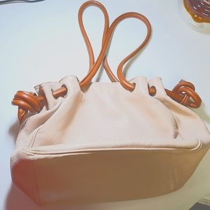 Beautiful pale pink, 100% leather handbag mint conditon